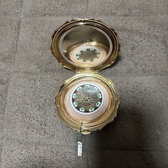 ストラットン コンパクト イギリス製 ビンテージ品 お話し中ですの画像