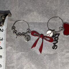 300円　未使用　アニエスベー　ハートとリボンのフープピアスの画像
