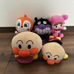 アンパンマン　バイキンマン　ぬいぐるみ