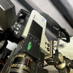 ナショナル　カラービデオカメラ　VZ-C70　三脚セット　スタンド付きの画像