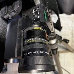 ナショナル　カラービデオカメラ　VZ-C70　三脚セット　スタンド付きの画像