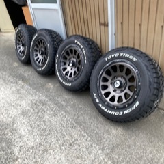 ハイエース200系タイヤホイールセット