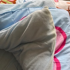 新品　ハローキティー肌掛け布団😸シングルブルーの画像