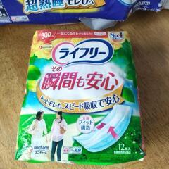 【値下げ】尿もれパッド未開封+開封セットの画像