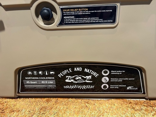 【取引完了】クーラーボックス42.5L