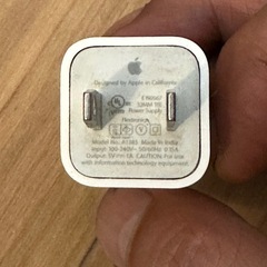 iPhone充電器(純正)の画像