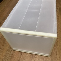 プラスチック引出し4個