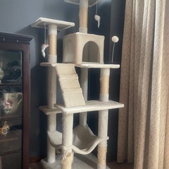 キャットタワー
