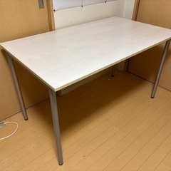 デスク　無料でお譲りします
