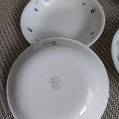 食器の画像