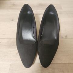 GU　パンプス　黒　25cmの画像