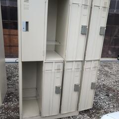 値下げ中古スチールロッカーの画像