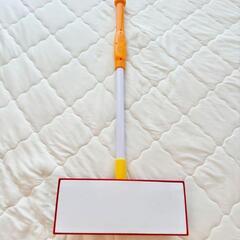 【ほぼ新品】アンパンマン おしゃべりおそうじワイパー お掃除 クイックルワイパー 子供 おもちゃ パウパトロール ウルトラマン ディズニー すみっコぐらしの画像