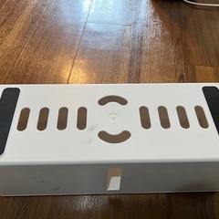 大きめで便利　ケーブルボックスの画像