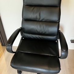 椅子(ハイバックチェア) 黒　ニトリ