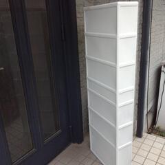 隙間収納棚の画像