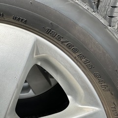 スイフト純正タイヤホイール 185/60R15 BRIDGESTONE 2021年製造　溝5部山程 の画像
