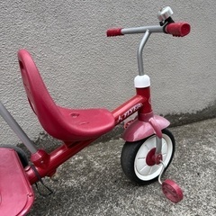 Radio Flyer ラジオフライヤー 三輪車　かじとり付きの画像