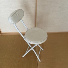 折りたたみ椅子