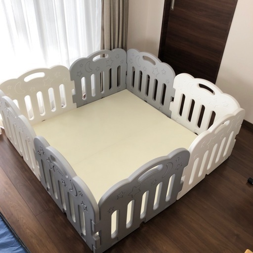 【取引中】Caraz ベビーサークル マットセット