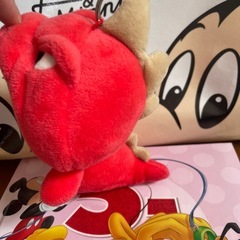【7/23までの出品】韓国 ロッテワールド キーホルダーの画像