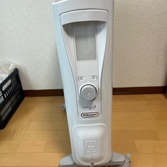 【美品】デロンギ De'Longhi Nexglo オイルヒーター 白の画像