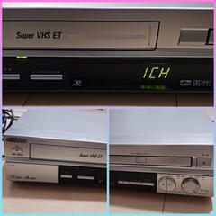 🌸本日㈰限定価格🌸■通電確認済み■Victor ビクター■DVDプレーヤー 一体型S-VHSビデオ HR-DS55■2211C■の画像