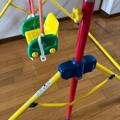 幼児用ブランコの画像