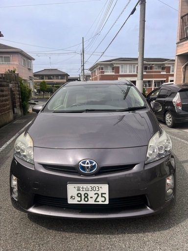 トヨタ プリウス