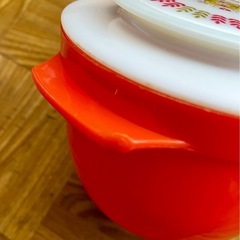 〈昭和レトロ〉プラスチック容器の画像