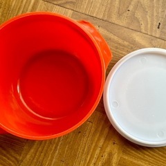 〈昭和レトロ〉プラスチック容器の画像