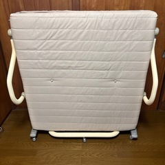 折りたたみベッド