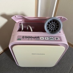 日立のふとん乾燥機の画像