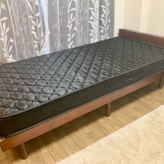 シングルベッド
