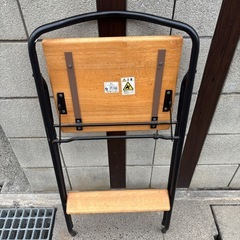 ハイステップチェアの画像