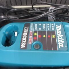 マキタ makita TD021D ペンインパクトドライバ 中古品 バッテリ7.2V二個/充電器付き 【ハンズクラフト宜野湾店】の画像