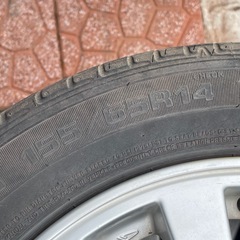 アルミホイール4本セット(タイヤ付き)の画像