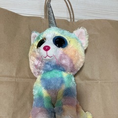 ②ユニコーンのぬいぐるみ
