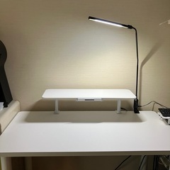 5月中希望 美品 PCデスク＋伸長可能なモニタースタンド＋デスク...