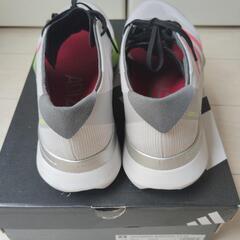 ADIZERO BOSTON 12 M 28センチの画像