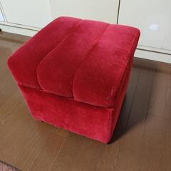 椅子 他3つあり