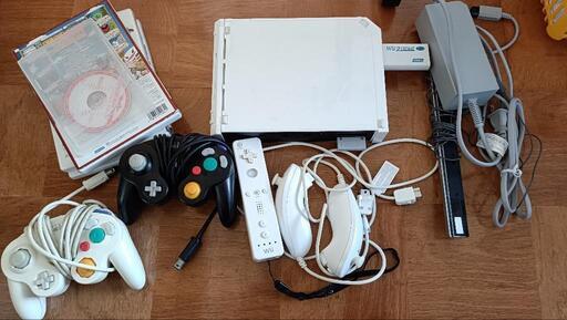Wii本体 ゲームキューブコントローラー ゲームソフト4本セット