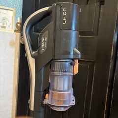 日立　充電式　掃除機  ジャンク品の画像