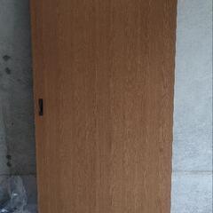 ドア