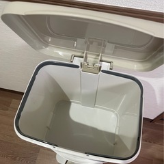 【6月処分】ゴミ箱　分別の画像