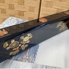札幌【炉縁 菊桐四君子 蒔絵 鵬雲斎好み】茶道具 黒真塗 加州 好雲斎 共箱付き 裏千家 四方1尺4寸×高さ2寸2分 北20条店の画像