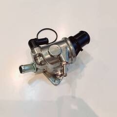 【新品・未使用】アルファロメオ サーモスタット 145 146 147 156 GT GTV Spider 1.6 1.8 2.0　純正品番：60672655 社外新品 優良品の画像