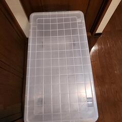 衣装ケースの画像