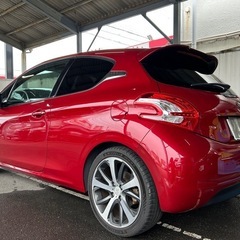 【総額59.8万円】プジョー 208 3ドアGT 6速MT   ETC,BlueTooth,半革シート,サンルーフの画像