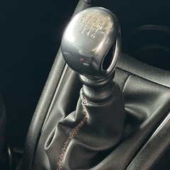 【総額59.8万円】プジョー 208 3ドアGT 6速MT   ETC,BlueTooth,半革シート,サンルーフの画像